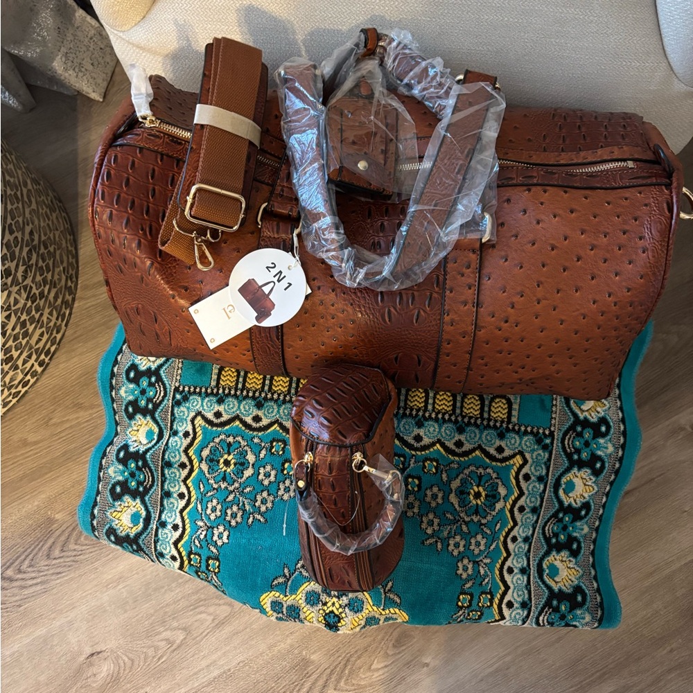 Vegan Ostrich Leather 2 in 1 Duffle Bag